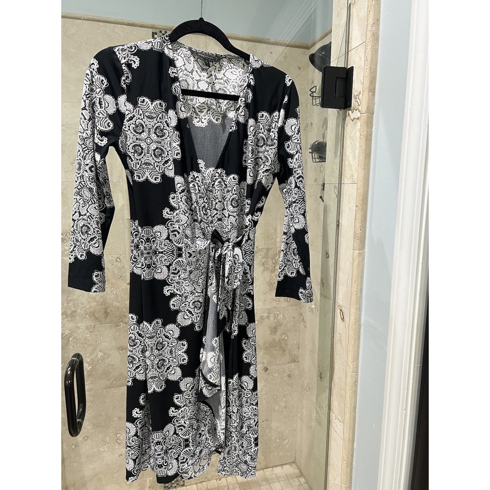BCBGMAXAZRIA Adele Medallion Print Tie Wrap Dress Black Gray White Small
